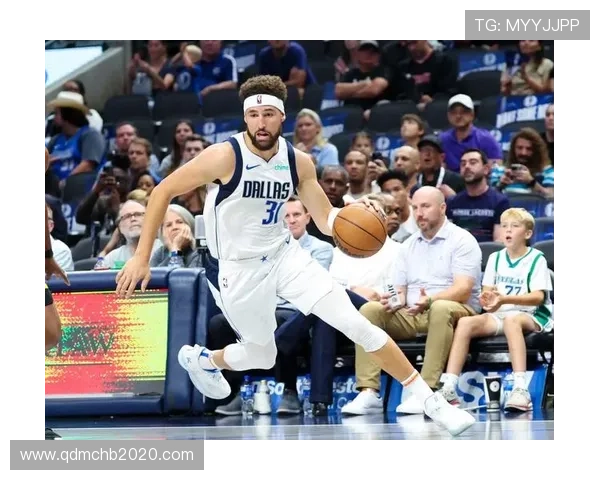 克莱首节表现抢眼三分球精准命中助力球队得分6分